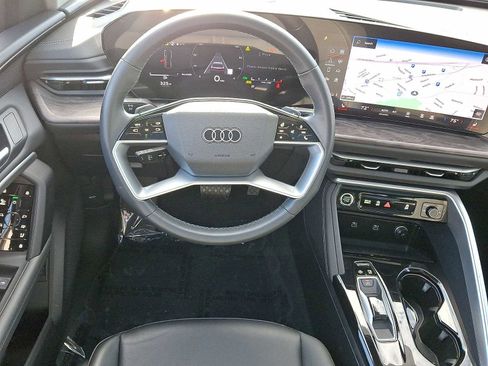 Certified 2025 Audi Q5 Premium Plus w/ Premium Plus image 21