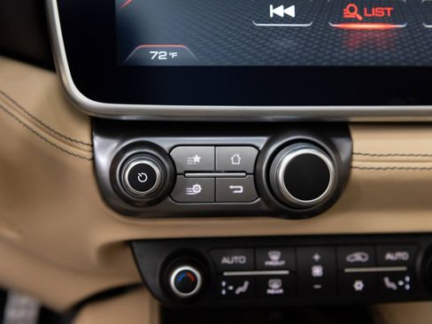 Certified 2019 Ferrari Portofino image 81