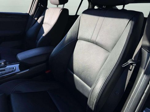 Used 2018 BMW X4 M40i image 17