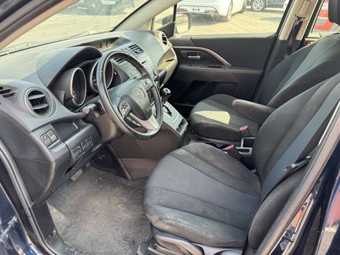 Used 2015 MAZDA MAZDA5 Touring image 11