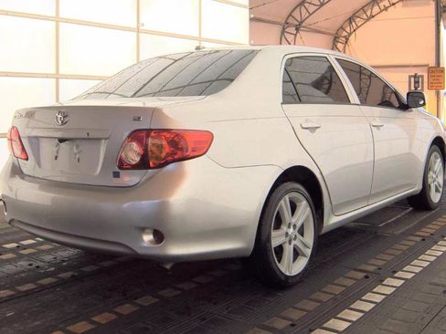 Used 2010 Toyota Corolla LE image 4
