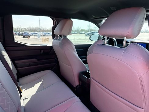 Certified 2025 Toyota Tacoma SR5 image 20