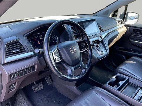 Used 2018 Honda Odyssey EX-L image 9