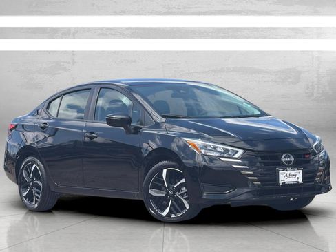Used 2024 Nissan Versa SR FWD image 2