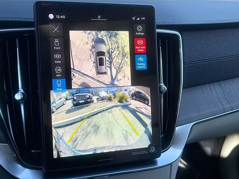 New 2026 Volvo XC90 T8 Ultra w/ Protection Package image 14