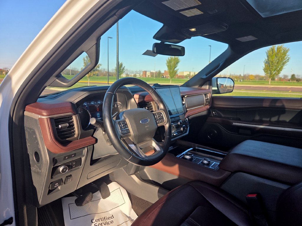 Used 2022 Ford Expedition Max Limited AWD/4WD image 9