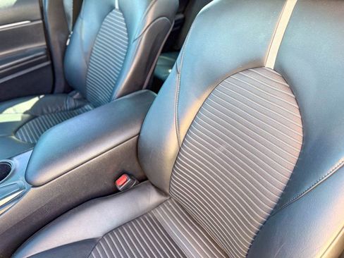 Used 2023 Toyota Camry SE FWD image 12