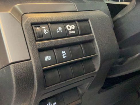 Certified 2024 Toyota Tacoma SR5 RWD image 17