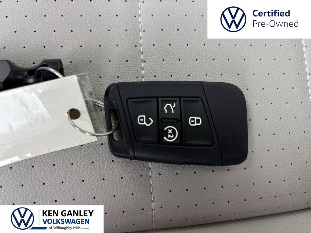 Used 2023 Volkswagen Jetta SE FWD image 29