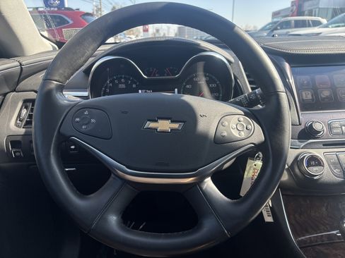 Used 2015 Chevrolet Impala LT image 18