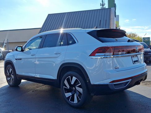 New 2026 Volkswagen Atlas Cross Sport SEL image 3