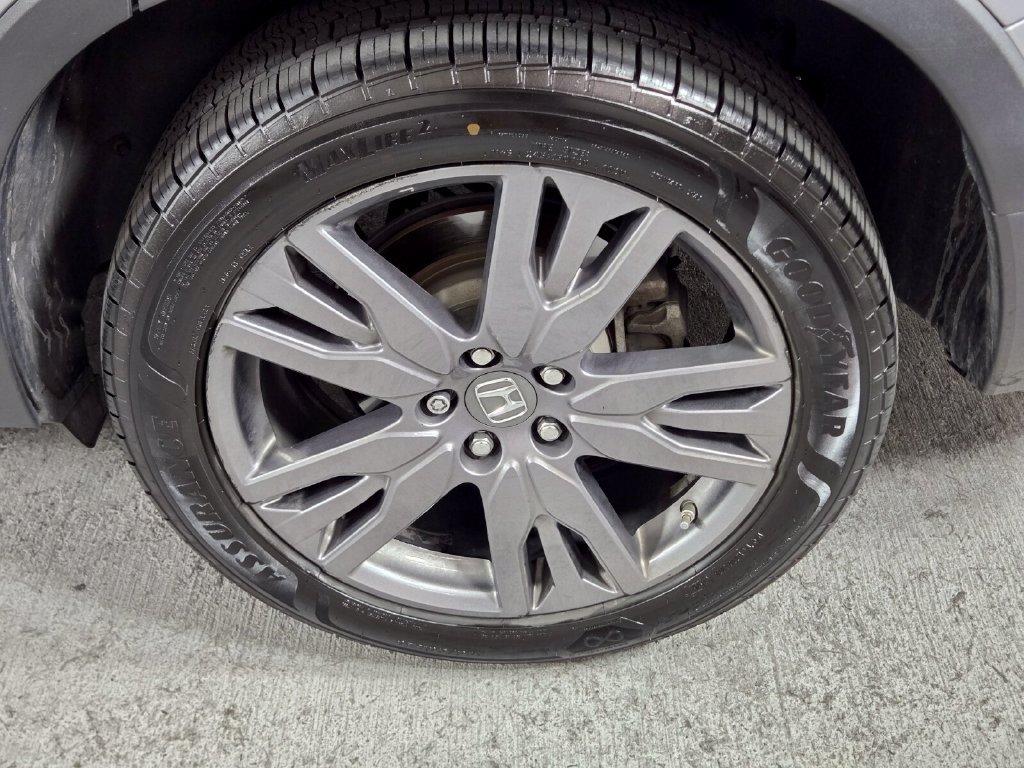 Used 2022 Honda Pilot Sport image 13