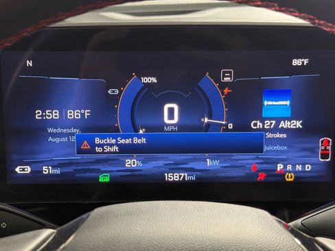 Used 2025 Chevrolet Equinox EV RS FWD image 22