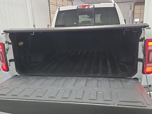 Used 2019 RAM 1500 Big Horn image 9