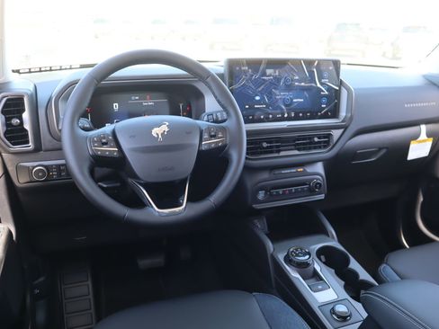 New 2026 Ford Bronco Sport Outer Banks w/ Outer Banks Tech Package+ AWD/4WD image 2