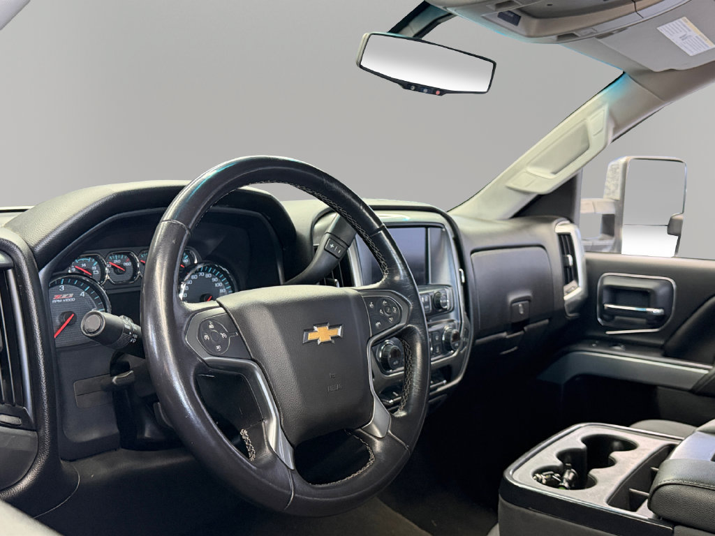 Used 2018 Chevrolet Silverado 1500 LT w/ All Star Edition AWD/4WD image 16