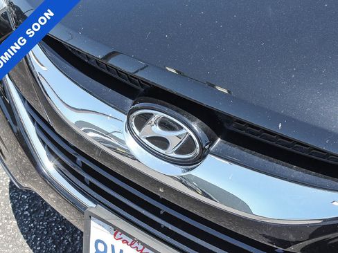 Used 2011 Hyundai Tucson Limited AWD/4WD image 14
