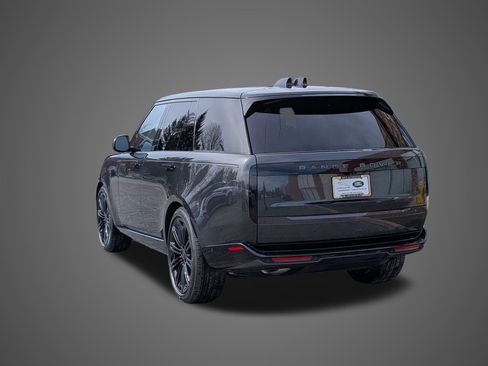 New 2026 Land Rover Range Rover SE image 6