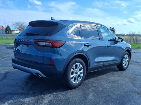 Used 2023 Ford Escape Active w/ Tech Pack #1 FWD image 3