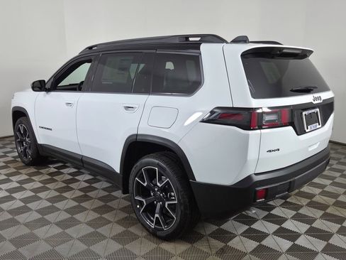 New 2026 Jeep Cherokee Overland image 5