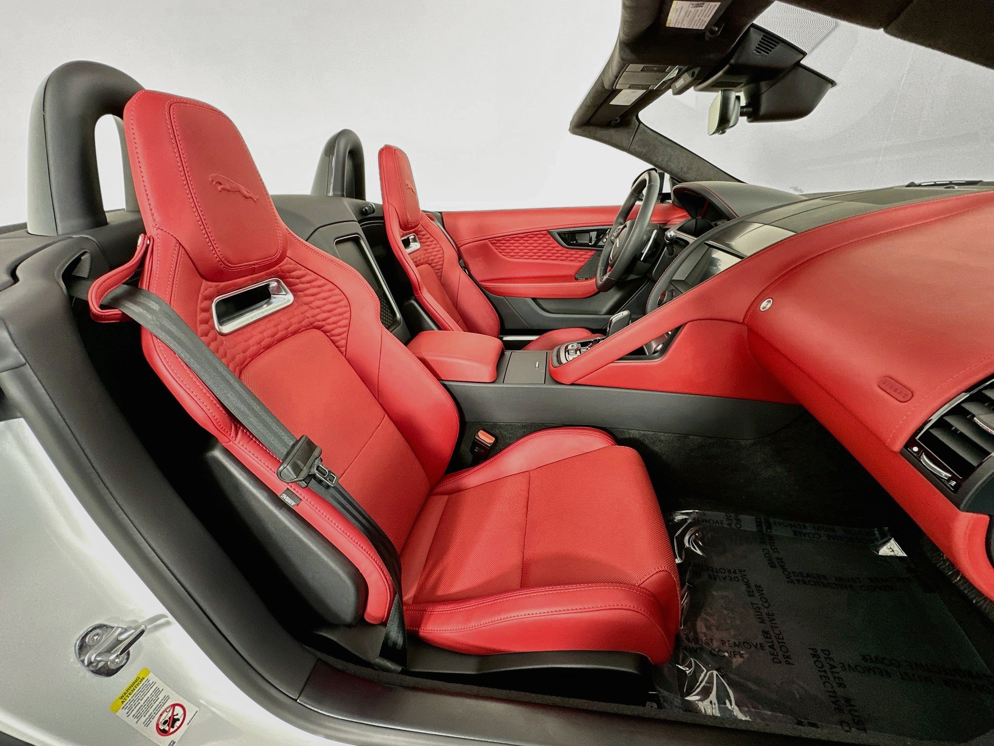 Certified 2024 Jaguar F-TYPE R AWD/4WD image 24
