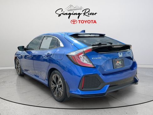 Used 2018 Honda Civic EX image 5