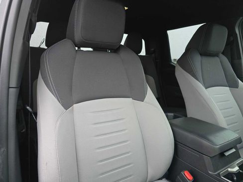 Certified 2025 Toyota Tacoma TRD Off-Road image 11