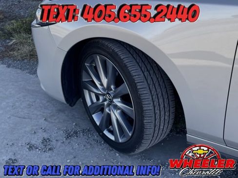 Used 2025 MAZDA MAZDA3 s image 25