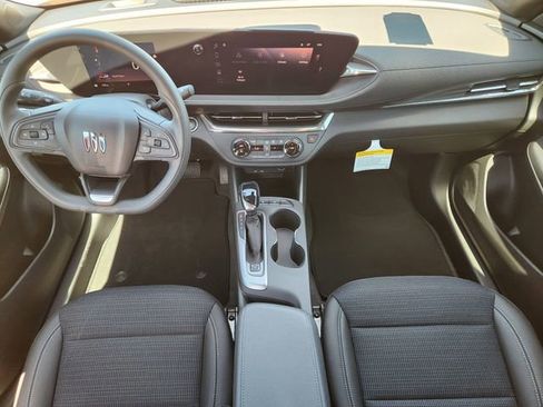 New 2026 Buick Envista Preferred image 2