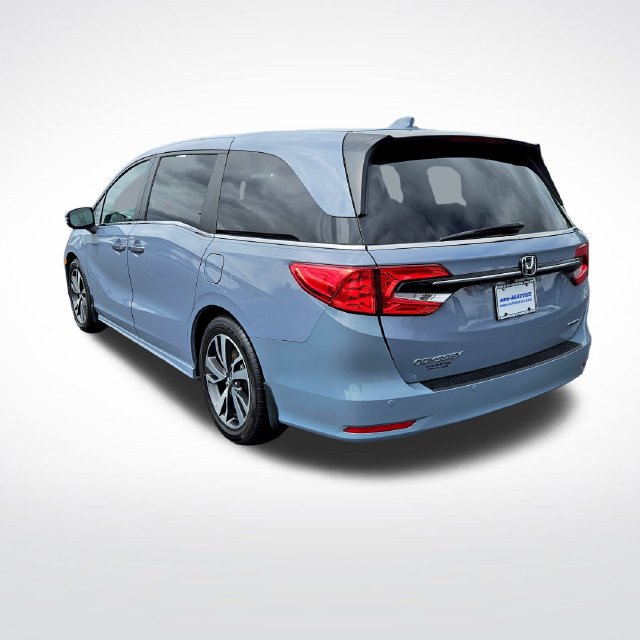 Used 2023 Honda Odyssey Touring image 3