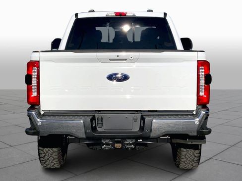Used 2026 Ford F250 Lariat w/ Tremor Off-Road Package image 4