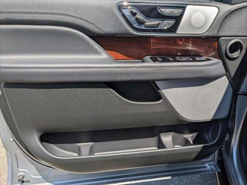 Certified 2023 Lincoln Navigator Reserve image 10