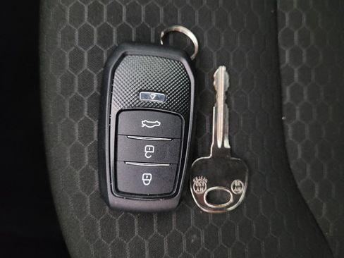 Used 2020 Hyundai Elantra Value Edition w/ Cargo Package (C1) FWD image 32