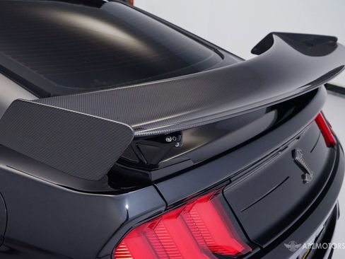 Used 2021 Ford Mustang Shelby GT500 w/ Carbon Fiber Track Pack RWD image 10