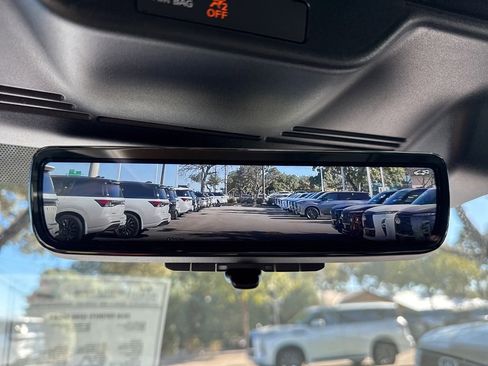 Certified 2026 INFINITI QX80 4WD image 10