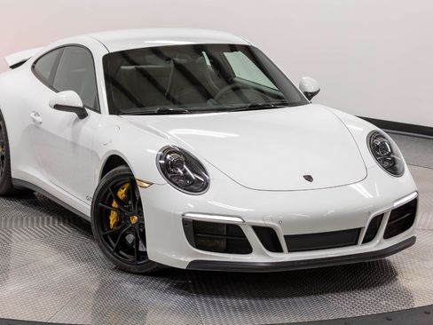 Used 2019 Porsche 911 Carrera GTS RWD image 33