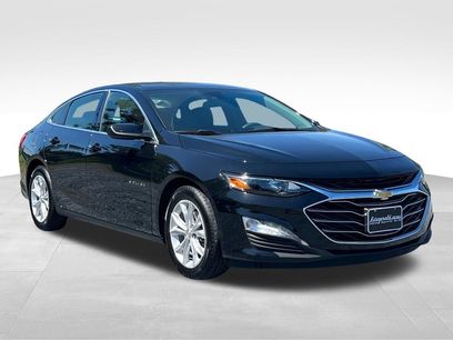 Used 2025 Chevrolet Malibu LT