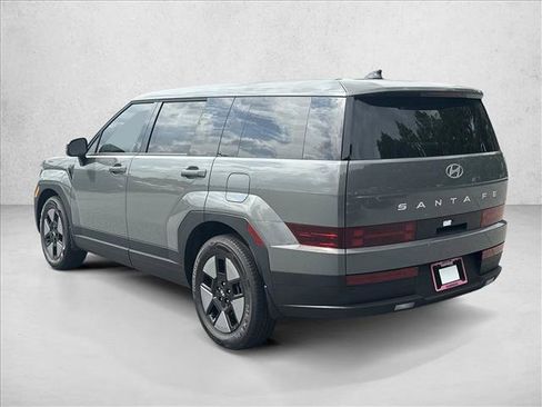 Certified 2026 Hyundai Santa Fe SE FWD image 9