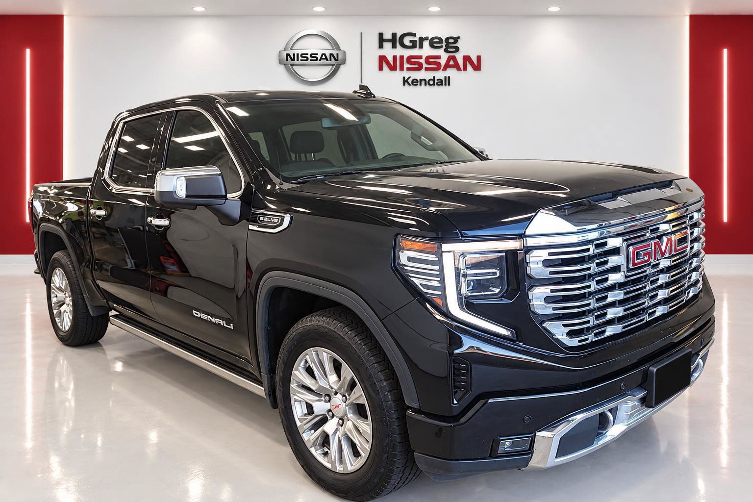 Used 2022 GMC Sierra 1500 Denali AWD/4WD image 3
