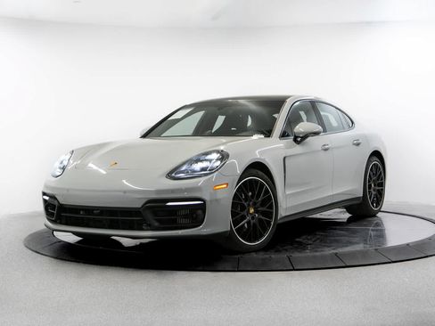 Certified 2023 Porsche Panamera RWD image 1