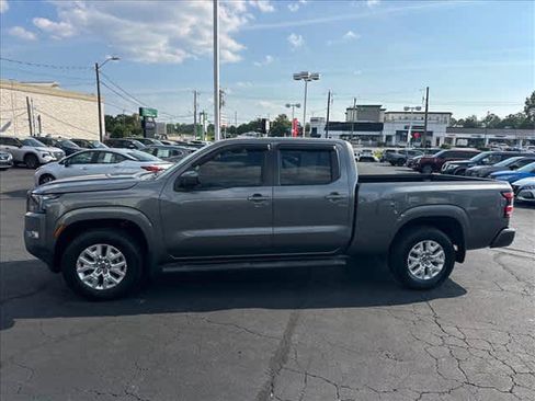 Used 2022 Nissan Frontier SV w/ Technology Package AWD/4WD image 7