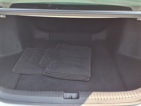 Used 2023 Honda Accord EX-L image 7