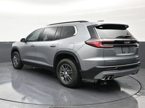 Used 2026 GMC Acadia Elevation FWD image 3