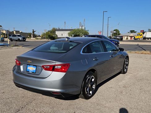 Used 2024 Chevrolet Malibu LT FWD image 13