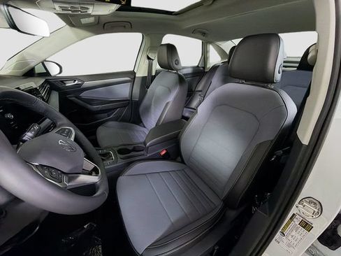 Certified 2026 Volkswagen Jetta SE FWD image 11