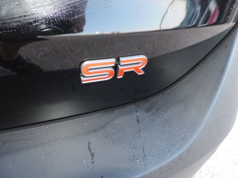 New 2026 Nissan Kicks SR image 14