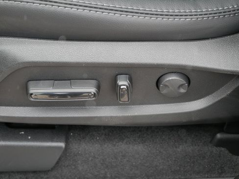 New 2025 Honda Pilot EX-L image 16