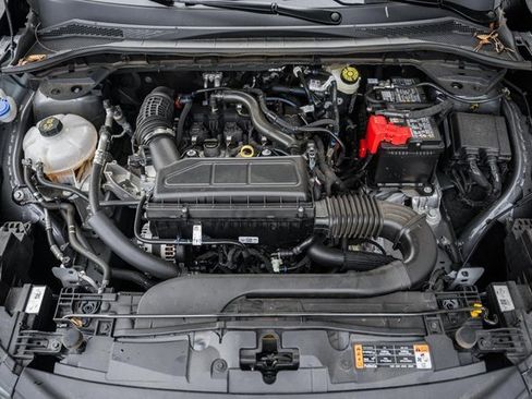 Used 2025 Ford Escape ST-Line image 22