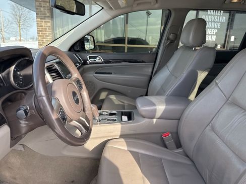 Used 2011 Jeep Grand Cherokee Laredo image 44