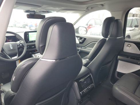 New 2026 Lincoln Aviator Reserve image 24